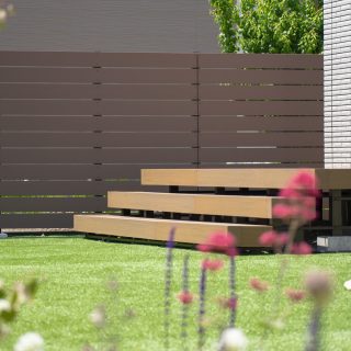 ウッドデッキで癒しの時間を過ごせます
