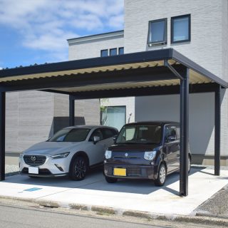 愛車を守るカーポート